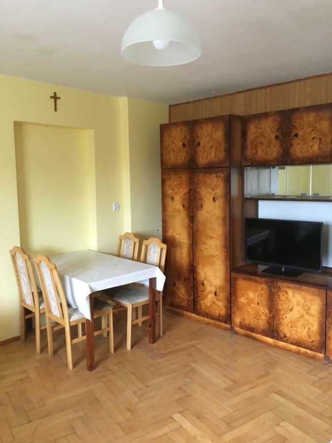 Tulipan Проживання в сім'ї *